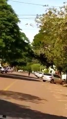 Peladão é flagrado se exercitando pelas ruas de Campo Mourão