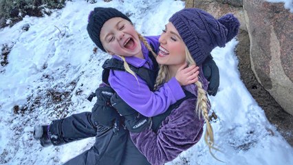 EVERLEIGH'S FIRST TIME SEEING SNOW!!! (SO CUTE)