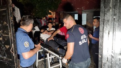 SOKAK ORTASINDA KALAŞNİKOF VE TABANCALI SALDIRI: 1 YARALI