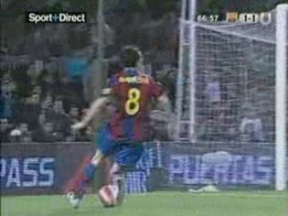 barcelone 1-2 villareal.1-1.Xavi