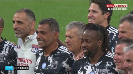 Le replay du match des héros entre la Team OL légendes et la Team UNICEF - Football -