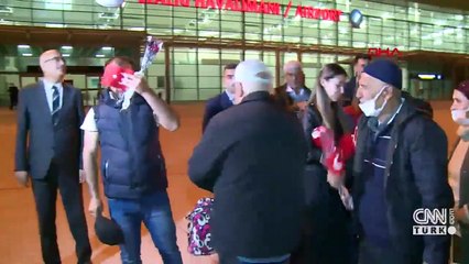 180 Ahıska Türkü özel uçakla Elazığ'a getirildi