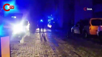 Hakkari'de trafik kazasında biri polis 2 kişi hayatını kaybetti