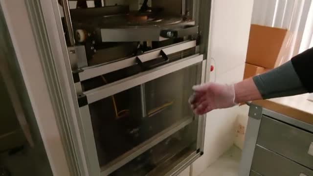 Una empresa america convierte las cenizas de los muertos en diamantes y otras piezas de joyería para recuerdo de sus familiares