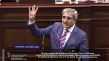 ️ El vicepresidente del Gobierno de Canarias, Román Rodríguez, en el Parlamento de Canarias