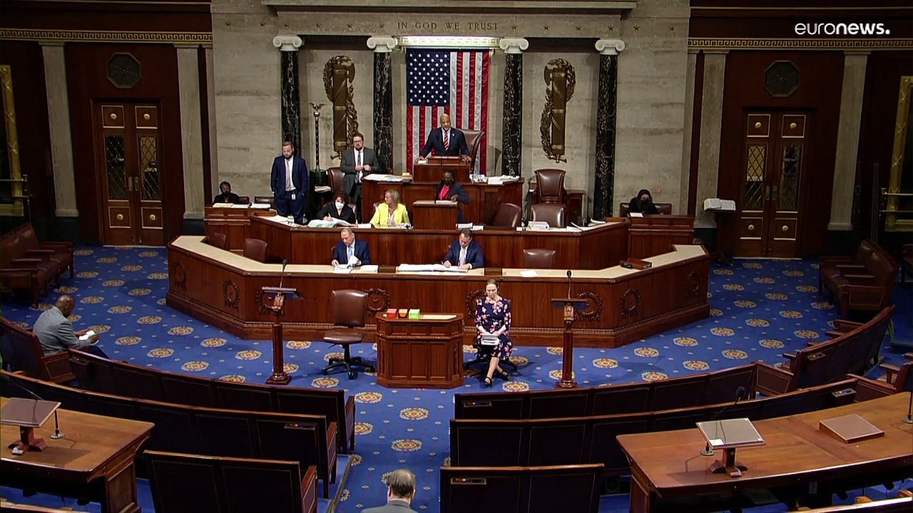 Usa: la Camera approva i 39,8 miliardi di dollari di aiuti per l'Ucraina annunciati da Biden