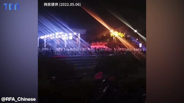 Des centaines d'employés confinés s'échappent d'une usine de Elon Musk !