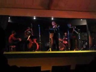 East Meets West Au Coudray