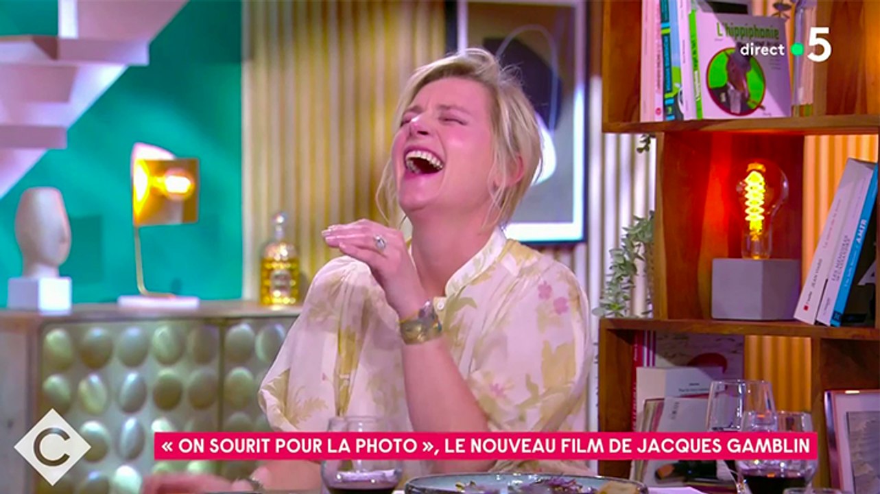 Zapping du 11/05 : Anne-Elisabeth Lemoine se paye la tête de Patrick Cohen