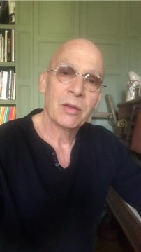 VOICI - Florent Pagny atteint d'un cancer : le chanteur donne de ses nouvelles dans une vidéo