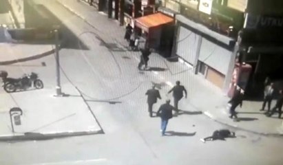 Ağrı'da cadde ortasında silahlı çatışma: 3 yaralı