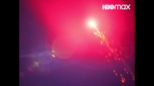 Téaser tráiler de la serie Cómo mandarlo todo a la mierda , creada por Jaime Olías y Pablo Sanhermelando