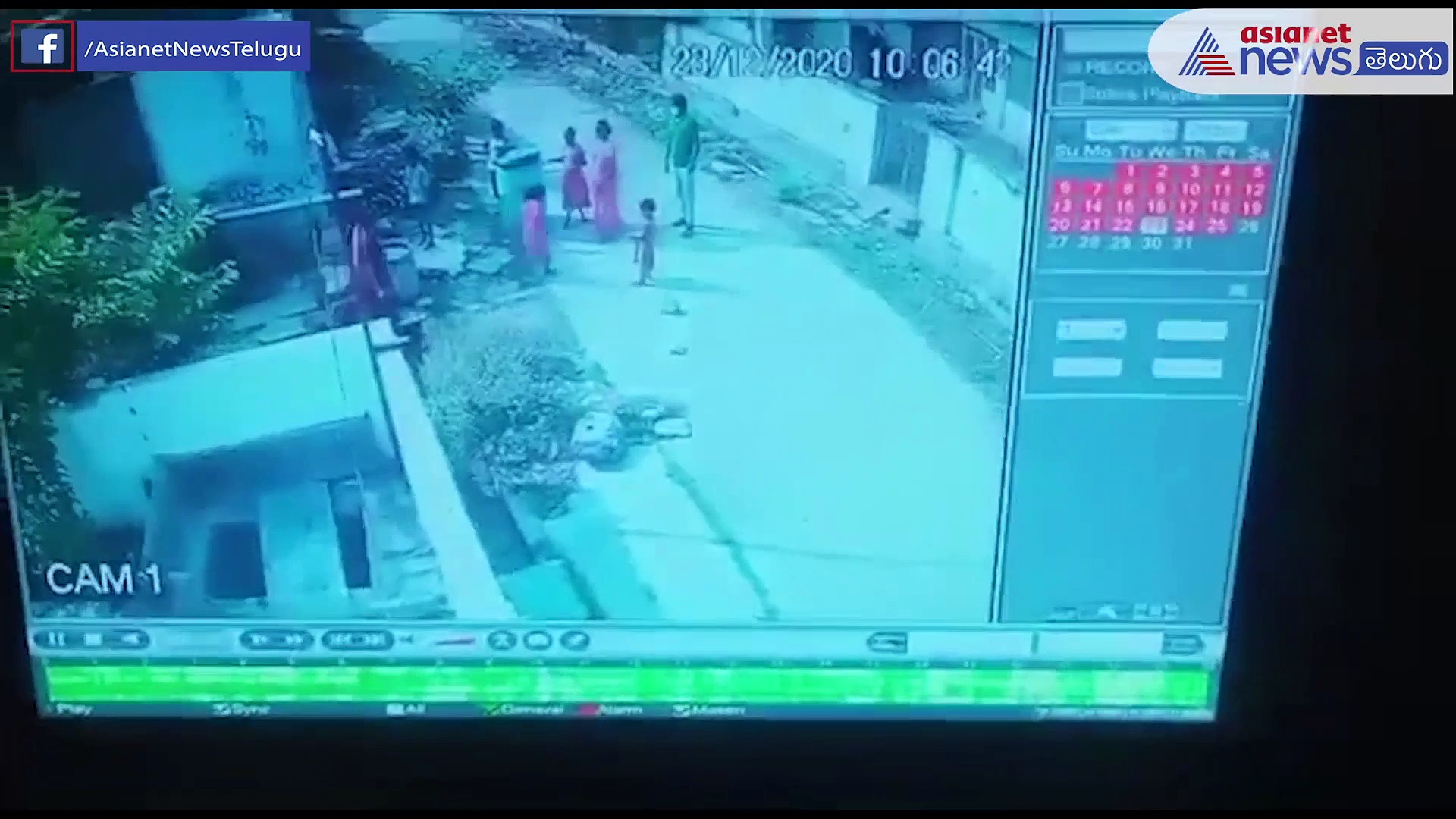 గ్రామ వాలంటీర్ కుటుంబం దాష్టికం... ఓ ఇంటిపై ఎలా రాళ్లదాడి చేస్తున్నారో చూడండి.. (సిసి ఫుటేజి)