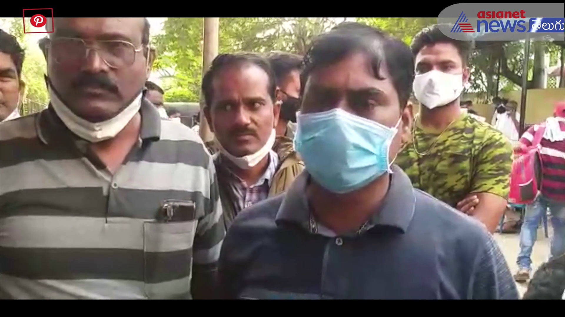 Chalo Vijayawada:పోలీసుల ఎత్తులకు ఉద్యోగుల పైఎత్తులు... మారువేషాల్లో విజయవాడకు...