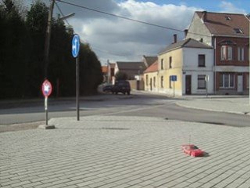 Mon E10.