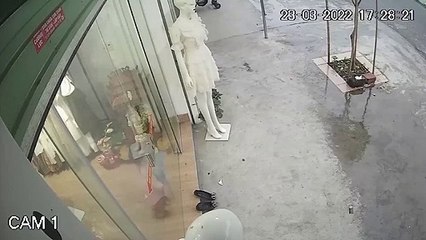 Baby Opening Glass Door Accidentally Shatters it