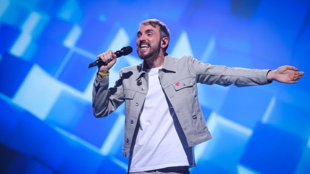 VOICI : Christophe Willem : cette peur provoquée par l’échec de son dernier album