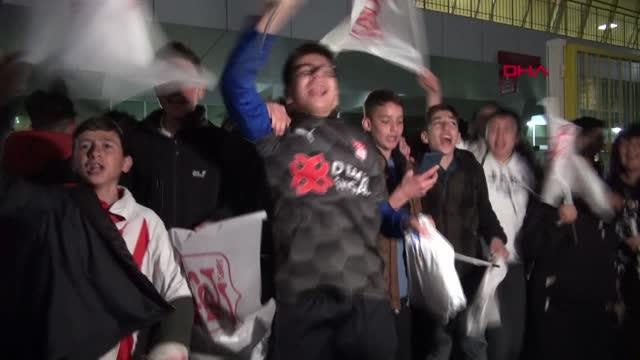 SPOR Mecnun Otyakmaz: Kayserispor ile bir Anadolu derbisi olacak