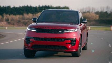 2023 Range Rover Sport - Anthony Joshua & Jessica Hawkins driving on track