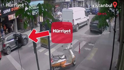 Yerde bulduğu 10 bin doları polise teslim etti