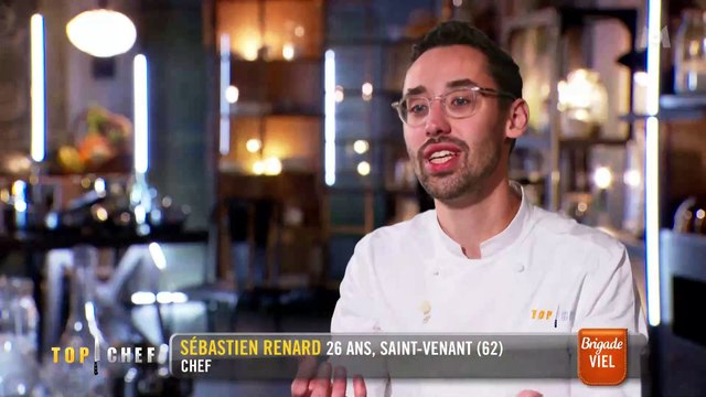 Les téléspectateurs de Top chef sur M6 très émus hier soir par le témoignage de Sébastien, victime de harcèlement scolaire: Les gens se moquaient de moi et j'étais un peu exclu, ce n'était pas évident