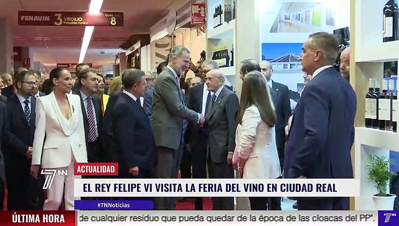 Aplausos y vítores al rey Felipe VI