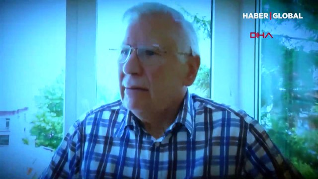 Piyanist Fazıl Say, babası Ahmet Say için düzenlenen törende piyano çaldı