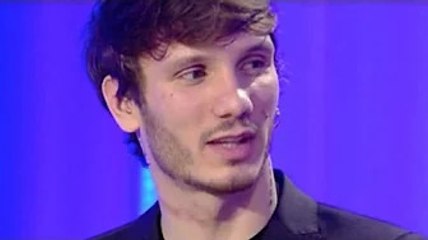 Maurizio Costanzo Show l'ospite torna a parlare della rottura con Lulù Selassiè Stanotte è andata i