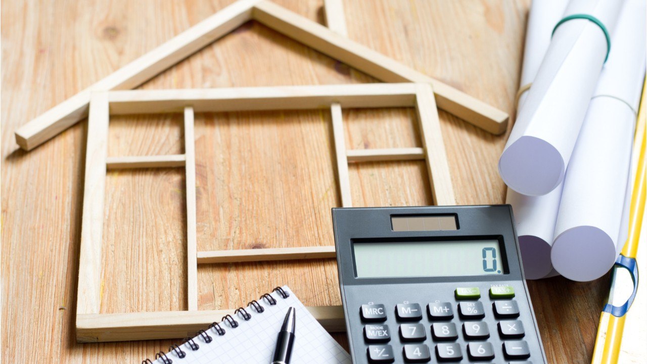 Rénovation énergétique : la diminution des aides entraîne un effondrement de la demande