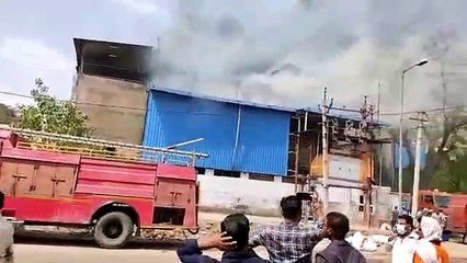 दवाई फैक्ट्री में लगी भीषण आग