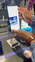 Fabricante chinesa revela o ecrã dos telemóveis do futuro. Veja o vídeo