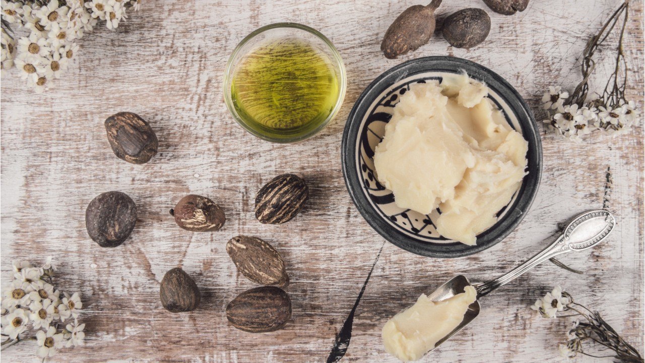 Beurre de karité pour les cheveux : comment bien l'utiliser ?