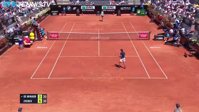 Zverev battles past De Minaur to reach Rome quarters