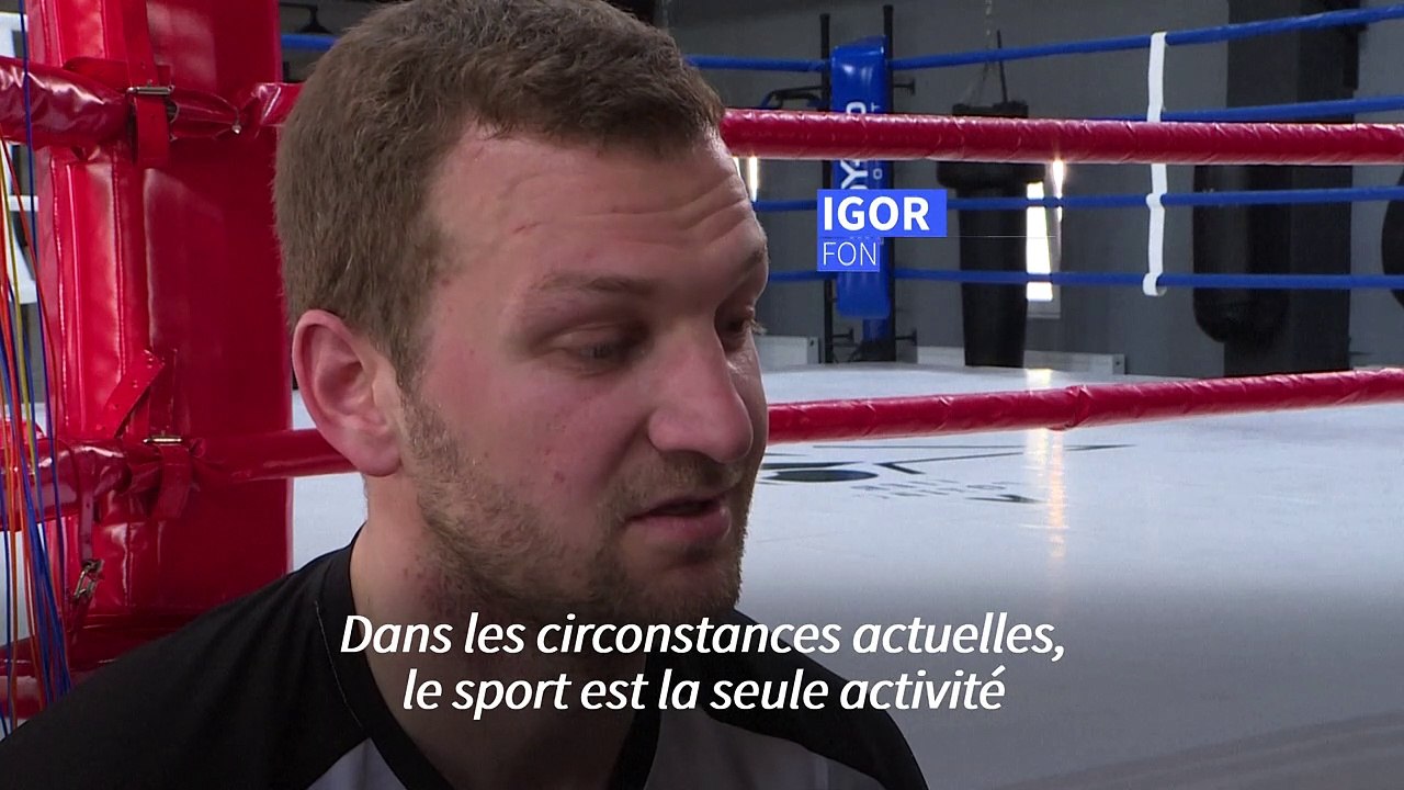 A Kiev, une salle de boxe pour surmonter le str...
