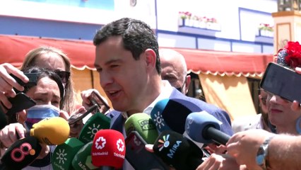 Juanma Moreno anima a visitar la Feria del Caballo de Jerez