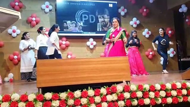 Ahmedabad Civil hospital Nurses Day celebrated by dancing-garba नृत्य-गरबा कर मनाया नर्सेज दिवस video
