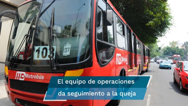 Conductor olvida cerrar las puertas del Metrobús mientras avanza en dirección a Indios Verdes