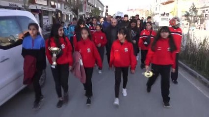 Gürpınar Belediyesi'nden yıldız sporcular için kutlama gecesi