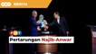 Najib, Anwar debat tentang SEB, ekonomi dan politik