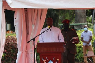 Uganda Devlet Başkanı Museveni, Uganda-Türkiye Ticaret Zirvesi'nde konuştu