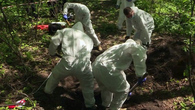 Las fuerzas ucranianas recuperan los cuerpos de rusos muertos en combate