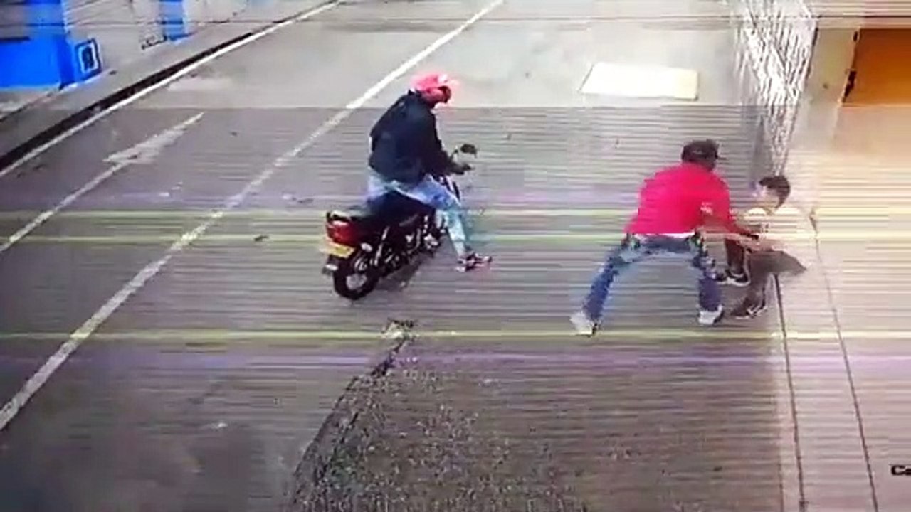 Hombre es asaltado dos veces en menos de 5 minutos; lo dejan sin nada