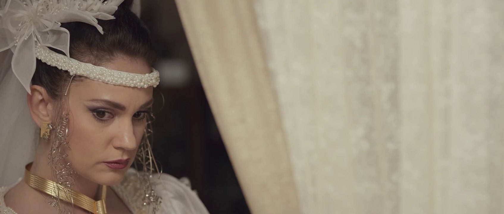 Farah Zeynep Abdullah  Bana Neler Vadettin