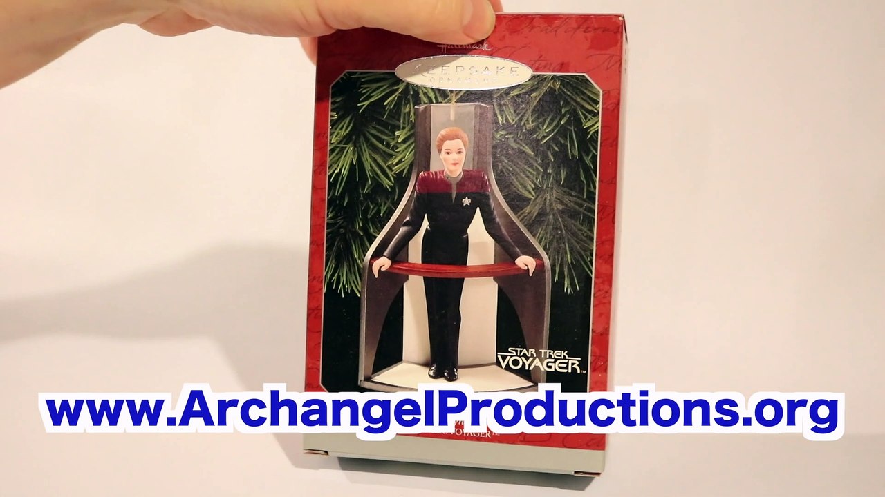 1998 Captain Janeway Star Trek: Voyager Hallmark Keepsake Ornament