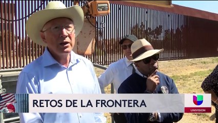 Hoy se realizó una reunión entre altos funcionarios cera del muro fronterizo para analizar cómo funciona el narco en la zona.