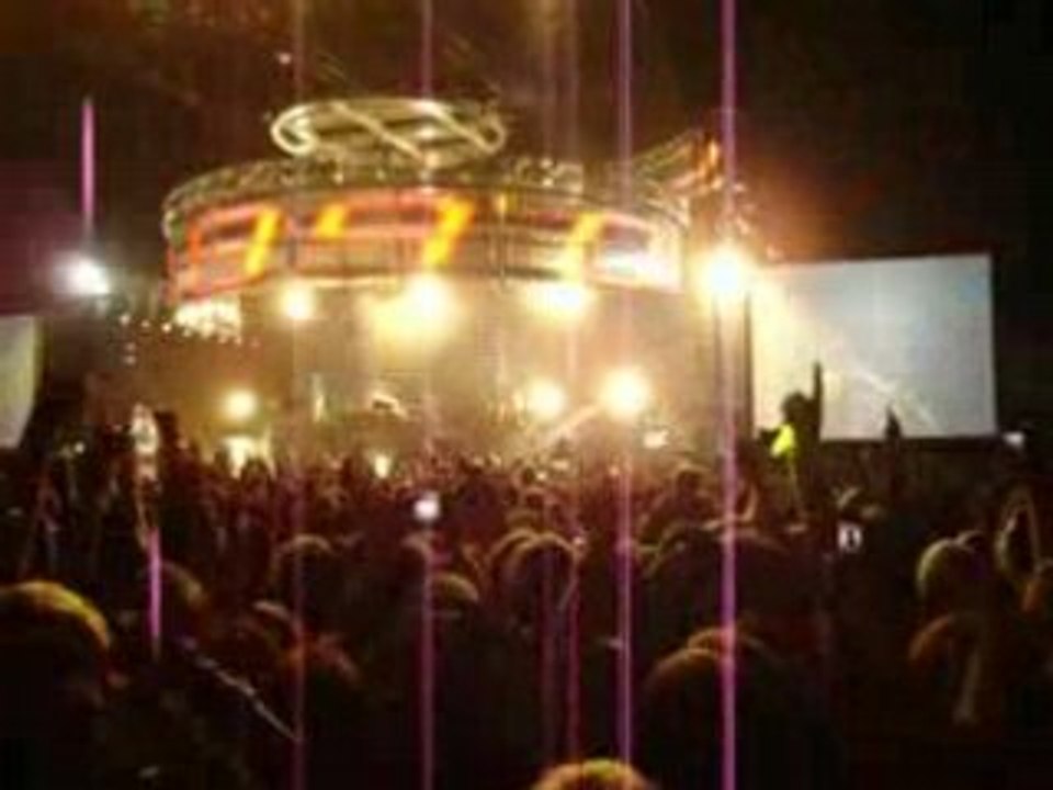 TOKIO HOTEL à BERCY 09/03/08 Leh' Die Sekunde