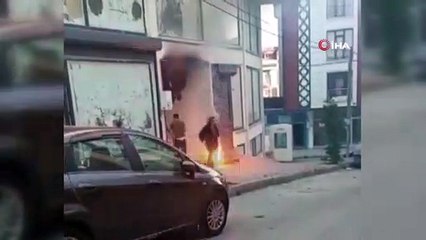 Arnavutköy'de eski kablo dehşeti: Ardı ardına patladı