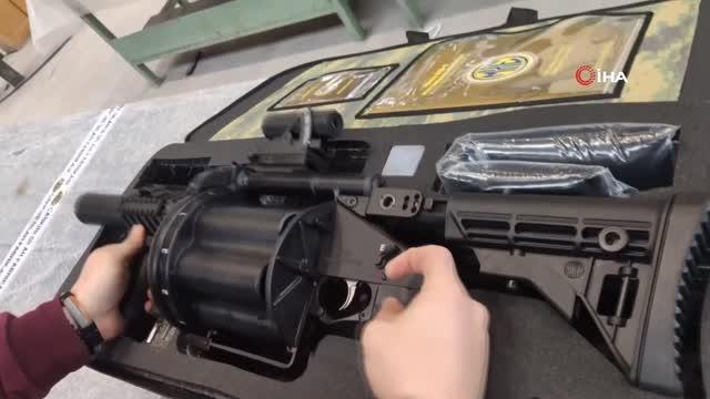 MKE tarafından üretilen ve Jandarma'ya verilmek üzere anlaşılan 40 mm Tamburalı Bombaatarların 500 adetlik son partisi de teslim edildi