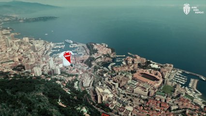 L’AS MONACO PRÉSENTE SA NOUVELLE TENUE DOMICILE POUR LA SAISON 2022-2023.