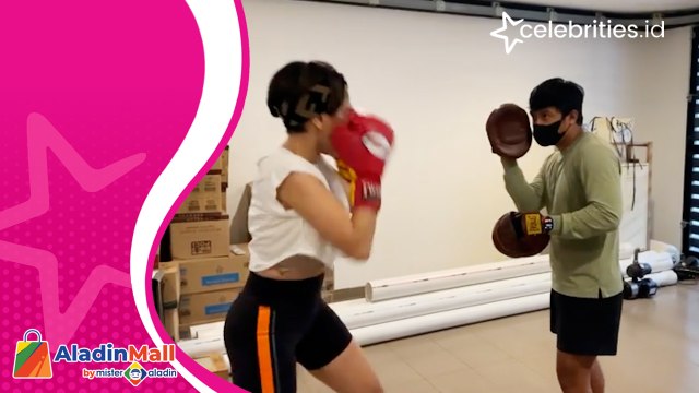 Bukan Dinar Candy, Nikita Mirzani Ingin Tanding Dengan Artis Ini